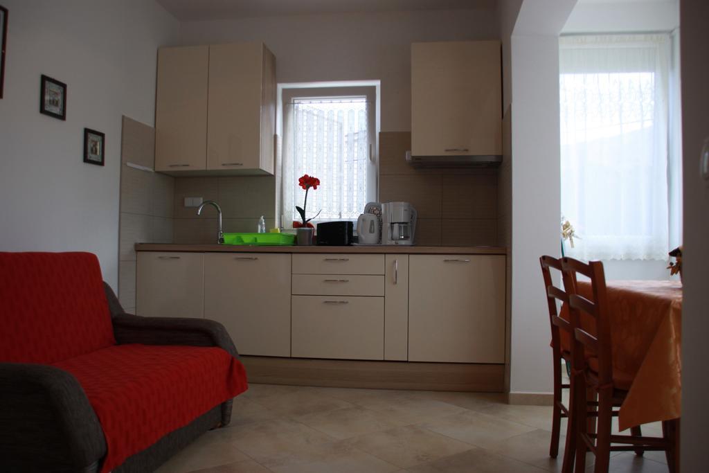 Mediterranean Oasis Apartments Baška Δωμάτιο φωτογραφία